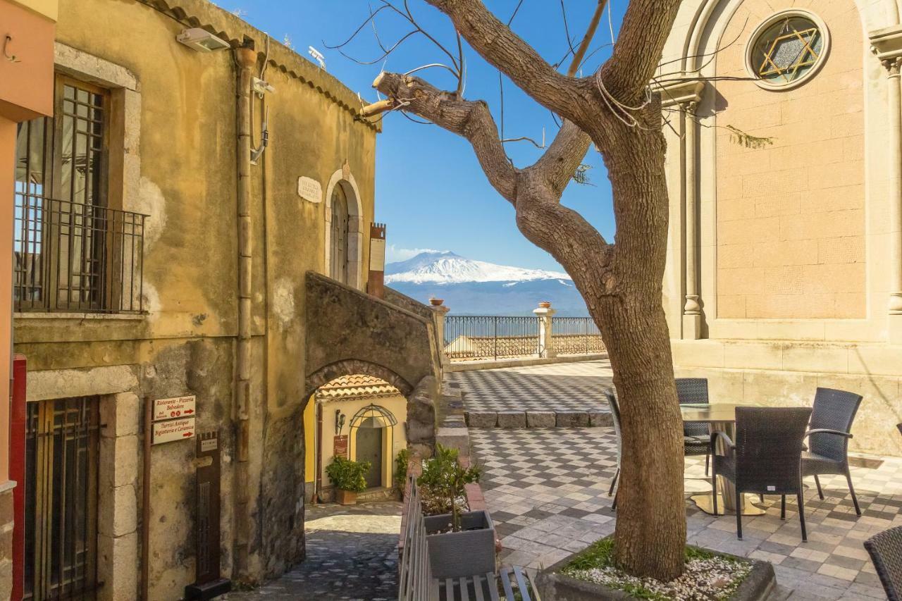 Casa Amica Apartamento Giardini Naxos Exterior foto
